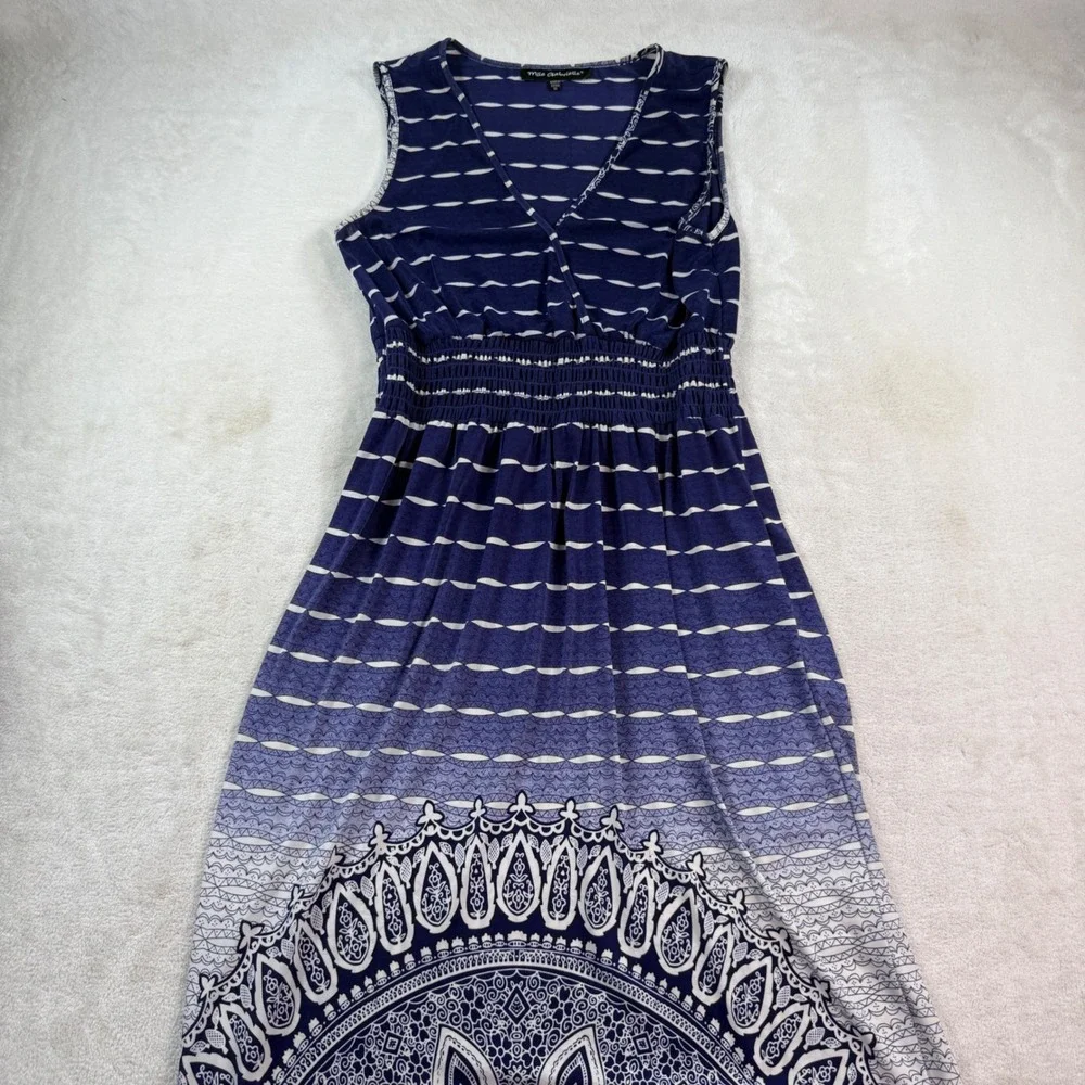Mlle Gabrielle Women Blue‎ White Ombre Medallion Smocked Waist Maxi Dress Size M